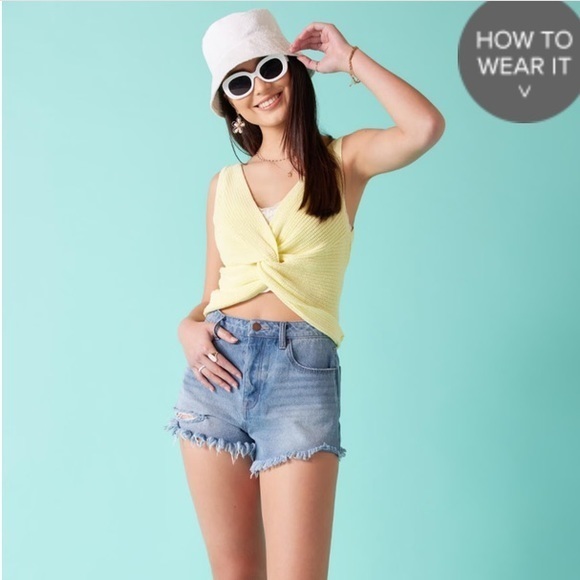 NWT‎ Francesca’s Wendi Front Knot Knit Tank Top Medium Navy - Picture 6 of 9